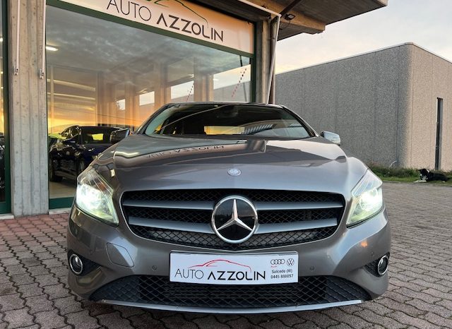 Mercedes-Benz A 180 Navi, Sensori, Bluetooth, Neopatentati full