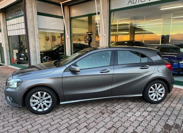 Mercedes-Benz A 180 Navi, Sensori, Bluetooth, Neopatentati full