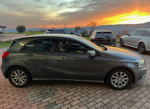 Mercedes-Benz A 180 Navi, Sensori, Bluetooth, Neopatentati full