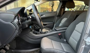 Mercedes-Benz A 180 Navi, Sensori, Bluetooth, Neopatentati full