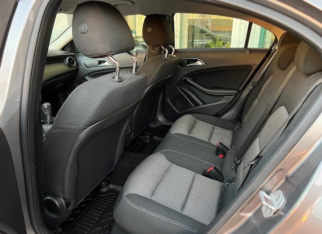 Mercedes-Benz A 180 Navi, Sensori, Bluetooth, Neopatentati full