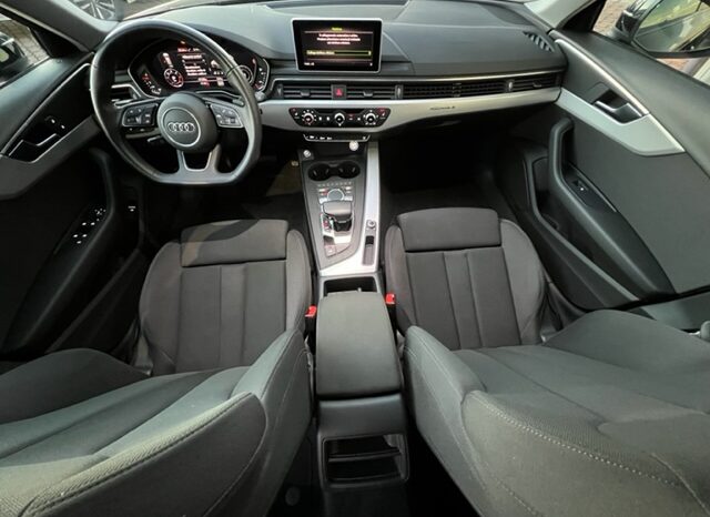 Audi A4 Avant 40 TDI quattro S tronic S line, Fari Led, 19″, Cockpit full