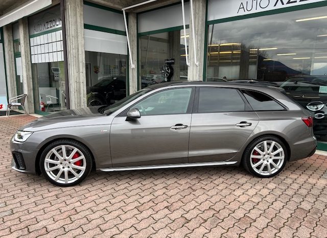 Audi A4 Avant 40 tdi Q. s-tronic, S-line, Tetto, Gancio, 19″, Look nero full