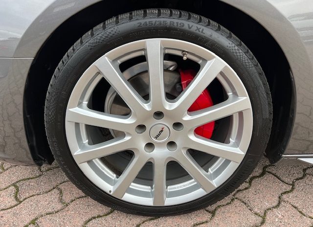 Audi A4 Avant 40 tdi Q. s-tronic, S-line, Tetto, Gancio, 19″, Look nero full