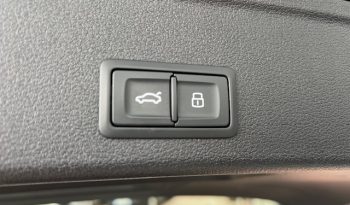Audi A4 Avant 40 tdi Q. s-tronic, S-line, Tetto, Gancio, 19″, Look nero full