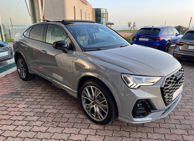 Audi Q3 Sportback 40 tdi Q. 200cv S-tronic, Tetto, Gancio, 20″ full