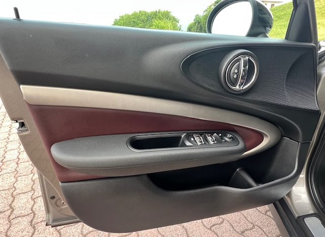 MINI Cooper SD Clubman Hype auto, 18″, Tetto nero, Pelle, Led full