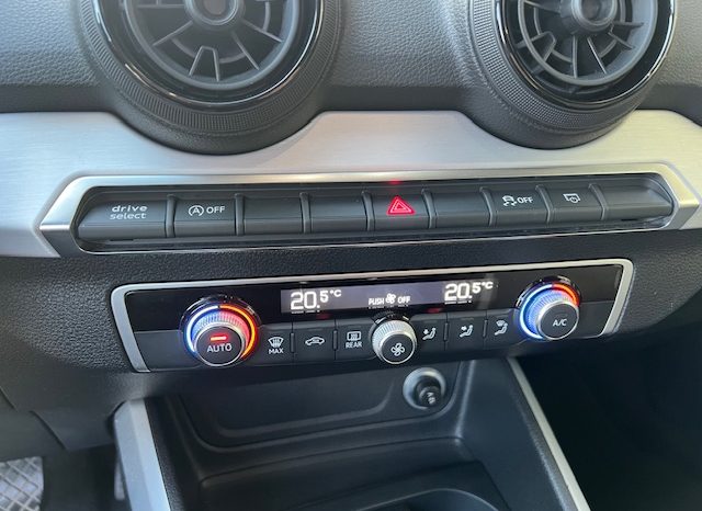 Audi Q2 1.6 tdi Design s-tronic, Led, 18″, Carplay full